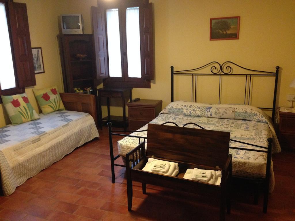 Agriturismo La Marletta Имола Номер фото